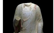 看穿衣 识佛陀——关于佛陀服饰的特征与断代